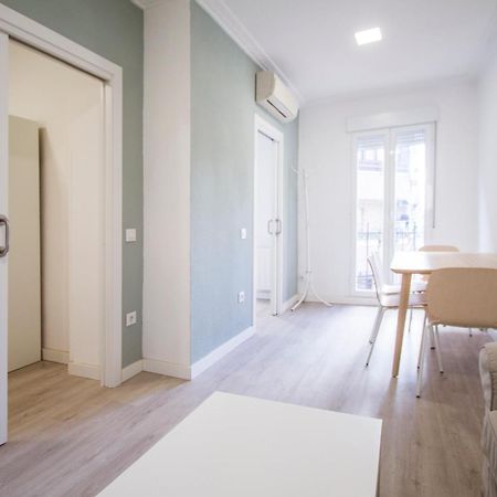 Apartamentos Tetuan Sandino Мадрид Экстерьер фото