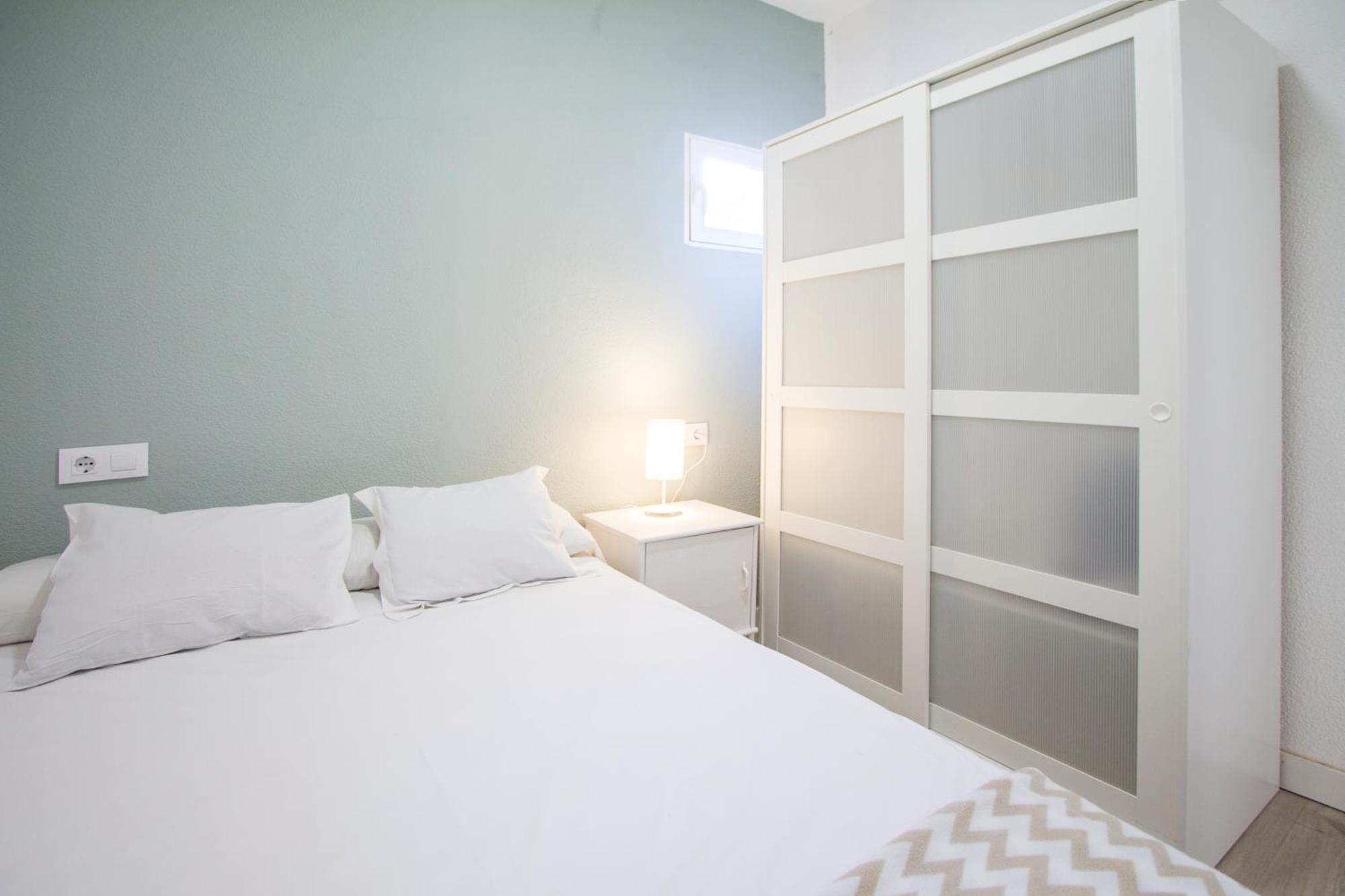 Apartamentos Tetuan Sandino Мадрид Экстерьер фото