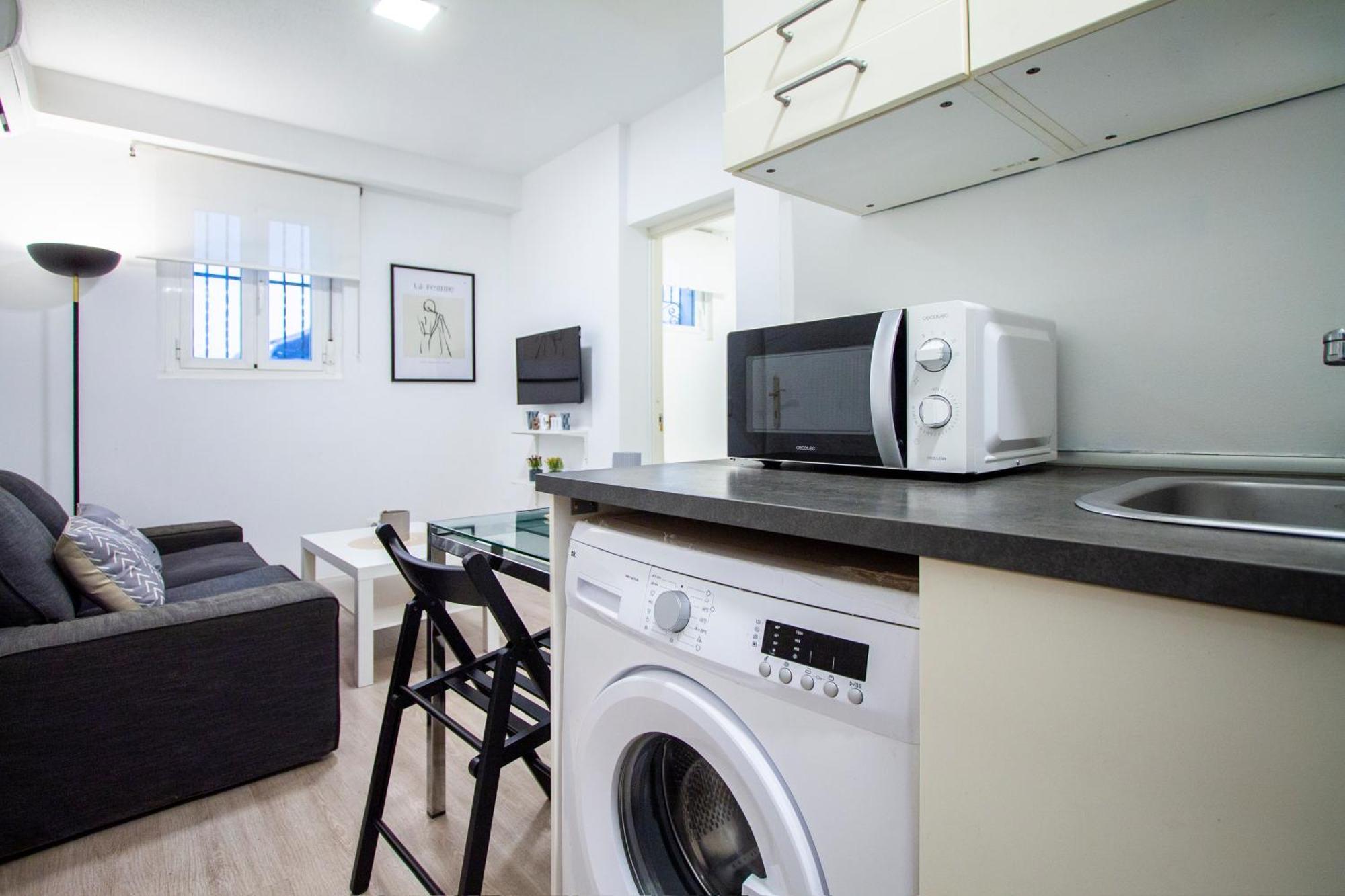Apartamentos Tetuan Sandino Мадрид Экстерьер фото