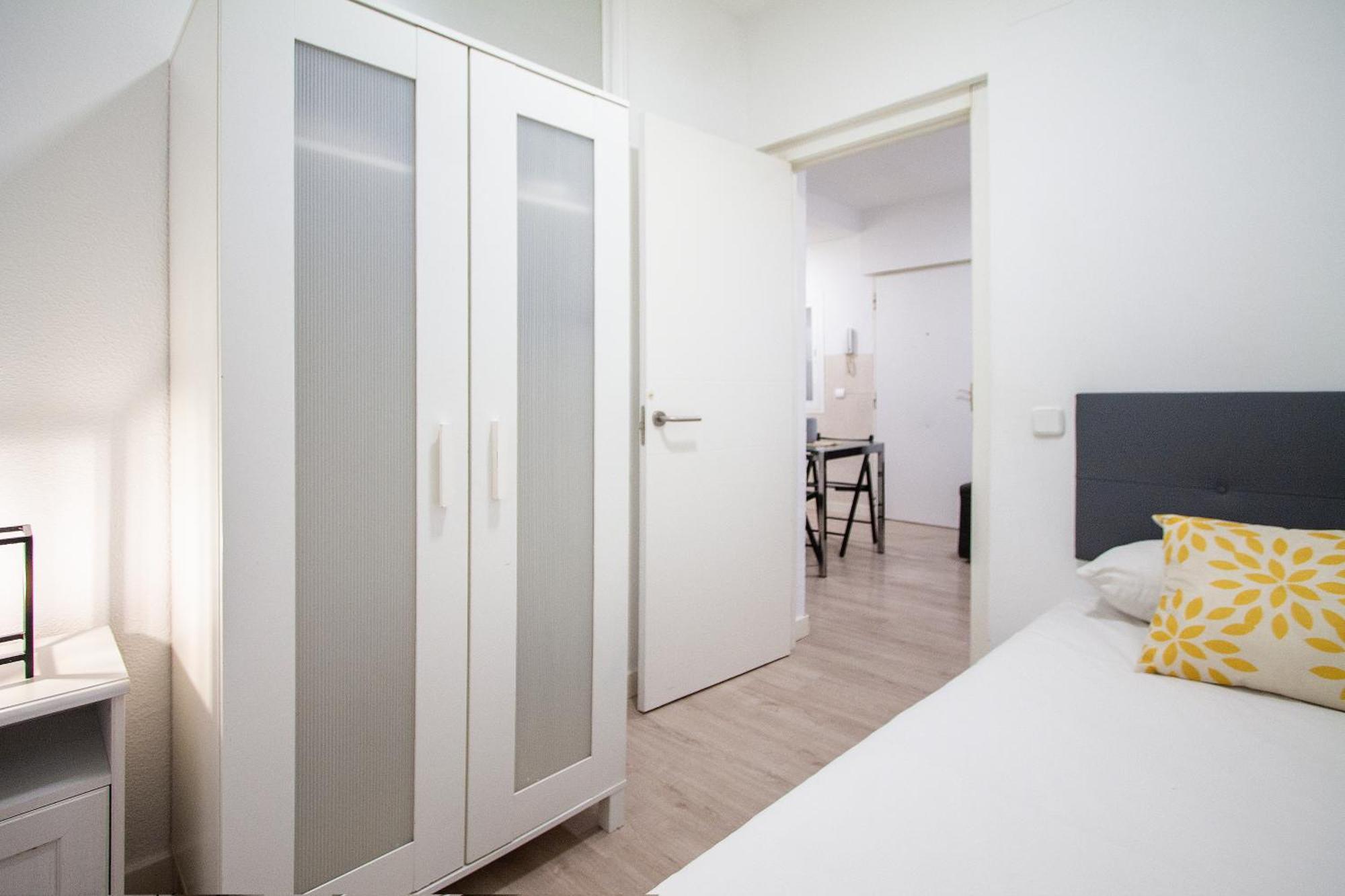 Apartamentos Tetuan Sandino Мадрид Экстерьер фото