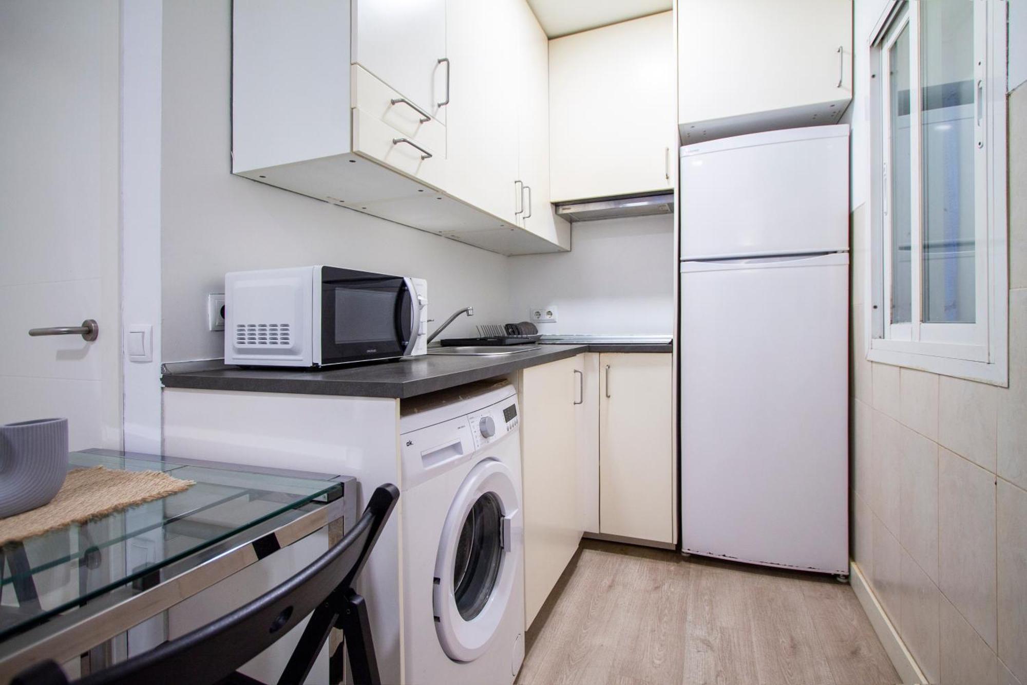 Apartamentos Tetuan Sandino Мадрид Экстерьер фото